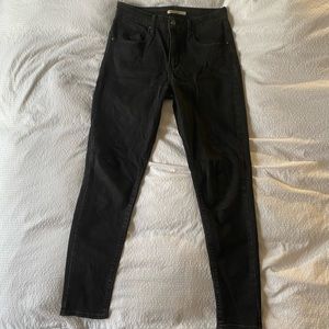 Levi Black Jeans